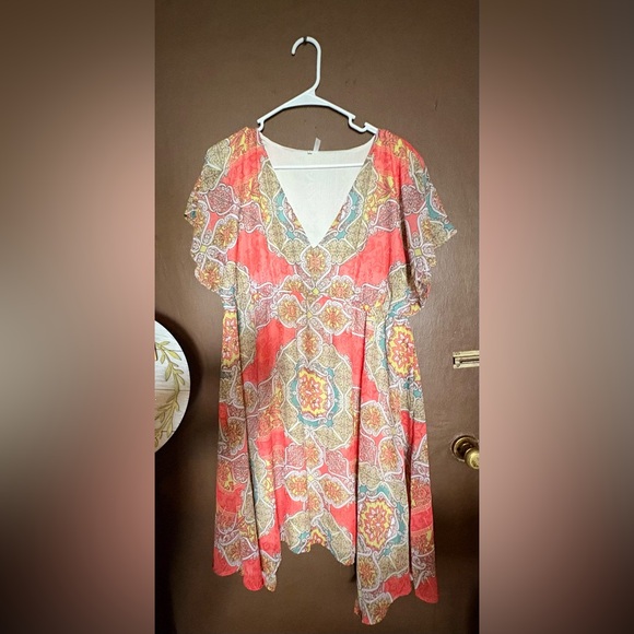 Studio Orange Pink Flutter Sleeve - Picture 2 of 5